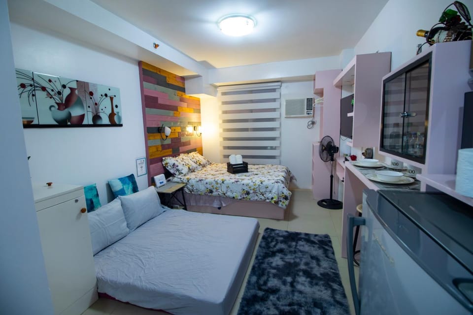 Bed, Photo of the whole room