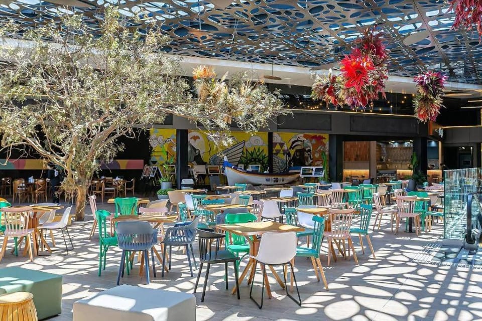 Property building, Restaurant/places to eat