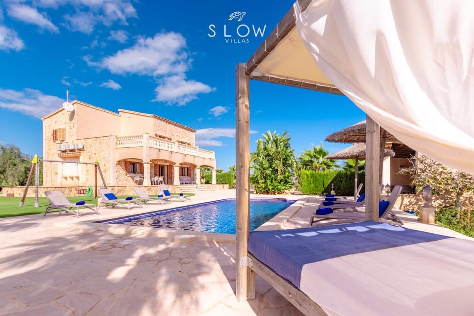 Villa Es Contes by Slow Villas Villa in Migjorn
