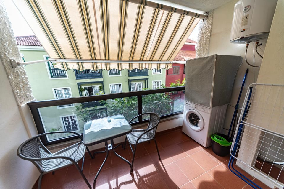 Balcony/Terrace, Dining area, washing machine