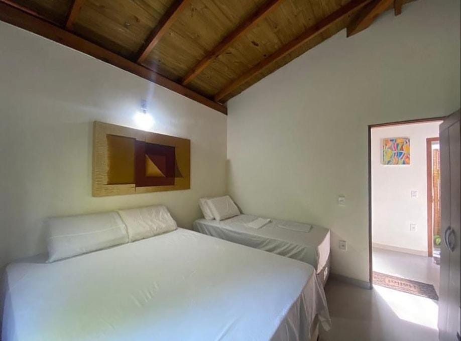 Chale entre folhas PRAIA DO ESPELHO House in State of Bahia