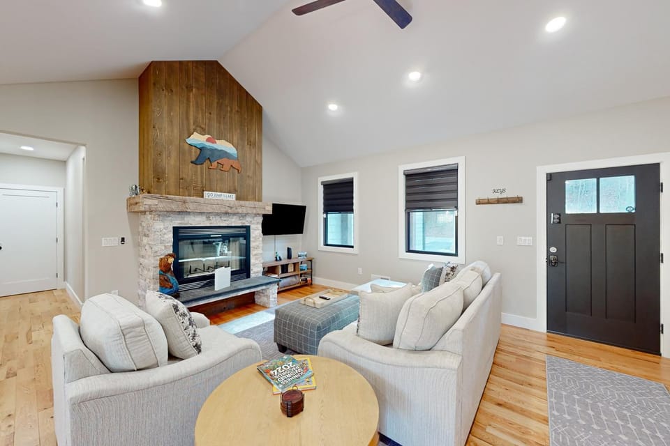 Perfect Getaway House in Queensbury