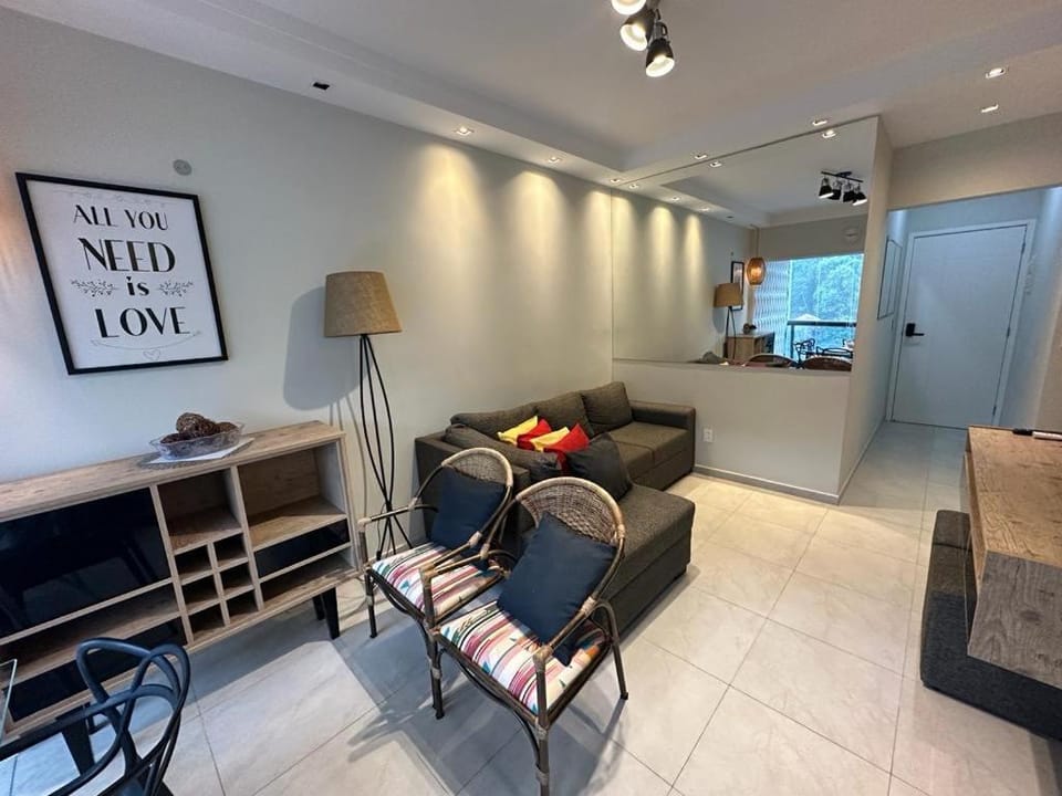 Flat Novo - 100M Praia da Pitangueiras 5051 Apartment in State of São Paulo