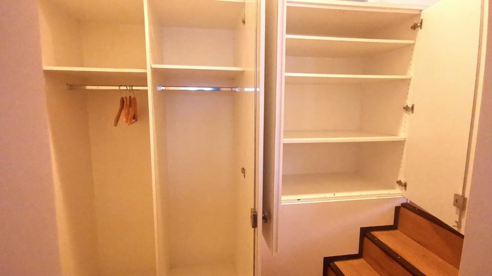 wardrobe