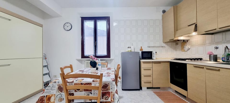 Kitchen or kitchenette, kitchen, kitchen