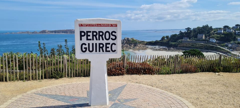 Appartement Escale Roz Pleine vue sur le Port Apartment in Perros-Guirec