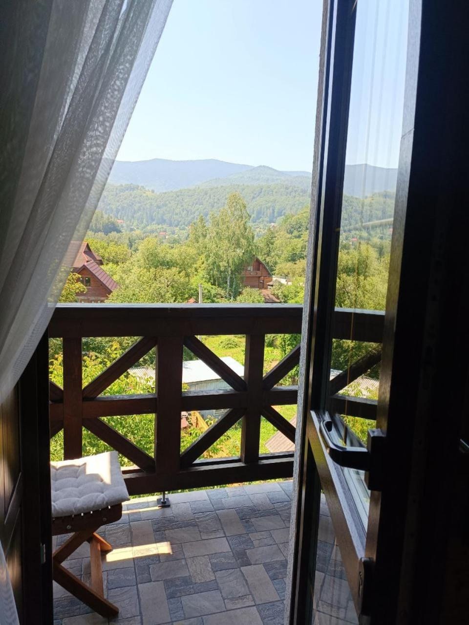 Balcony/Terrace, Mountain view