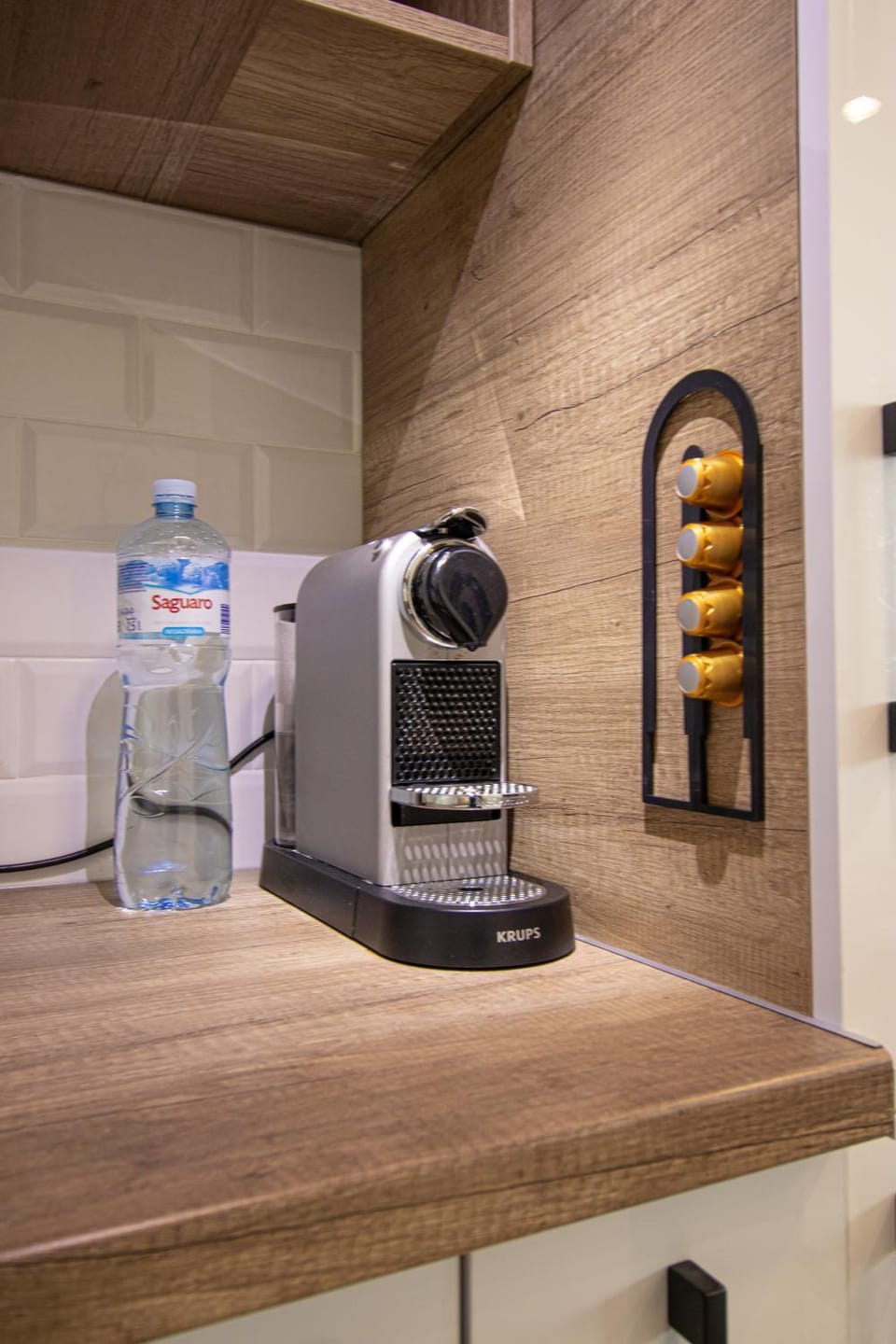 Coffee/tea facilities, kitchen