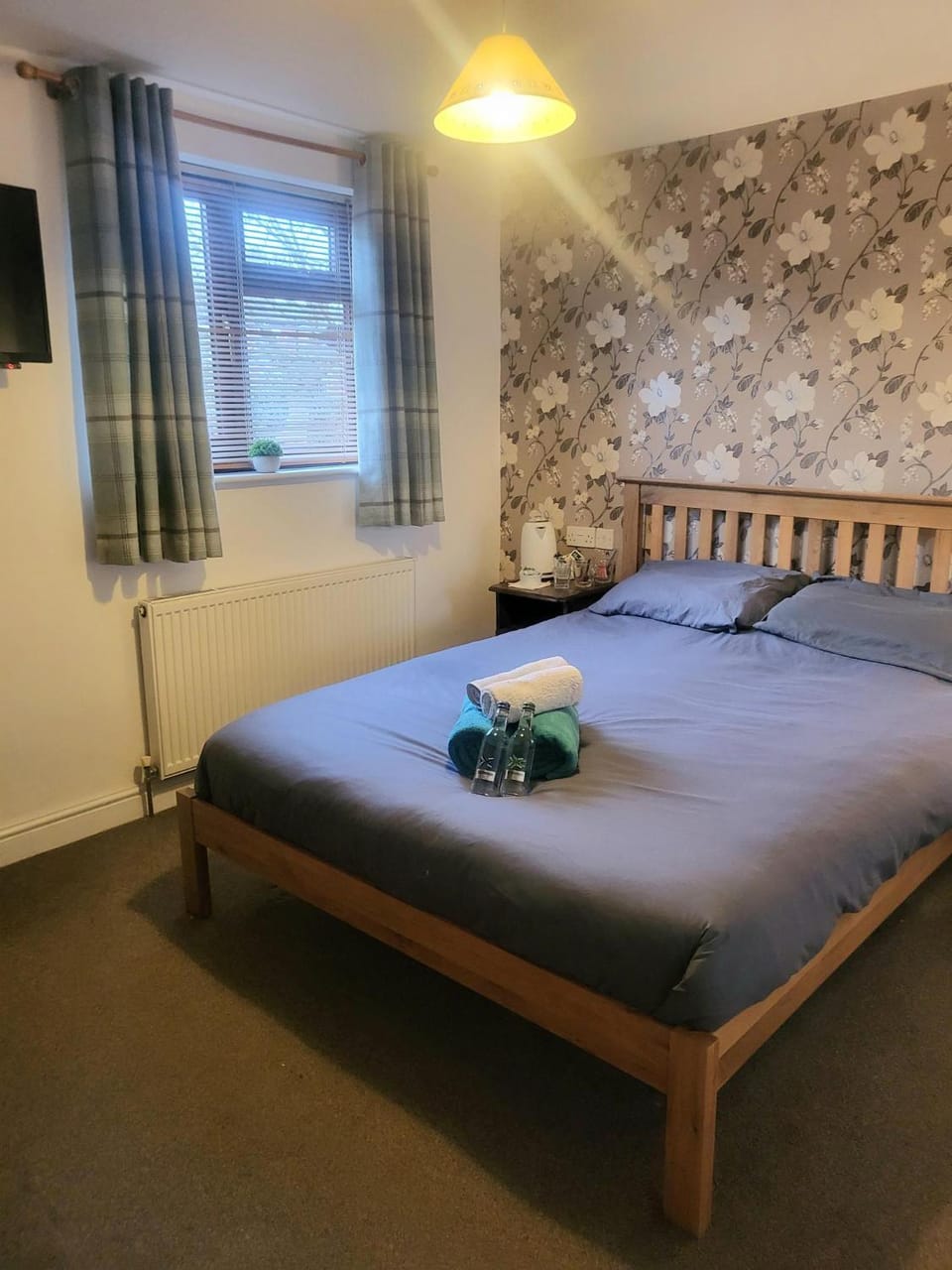 The mill wheel Hotel in South Derbyshire District