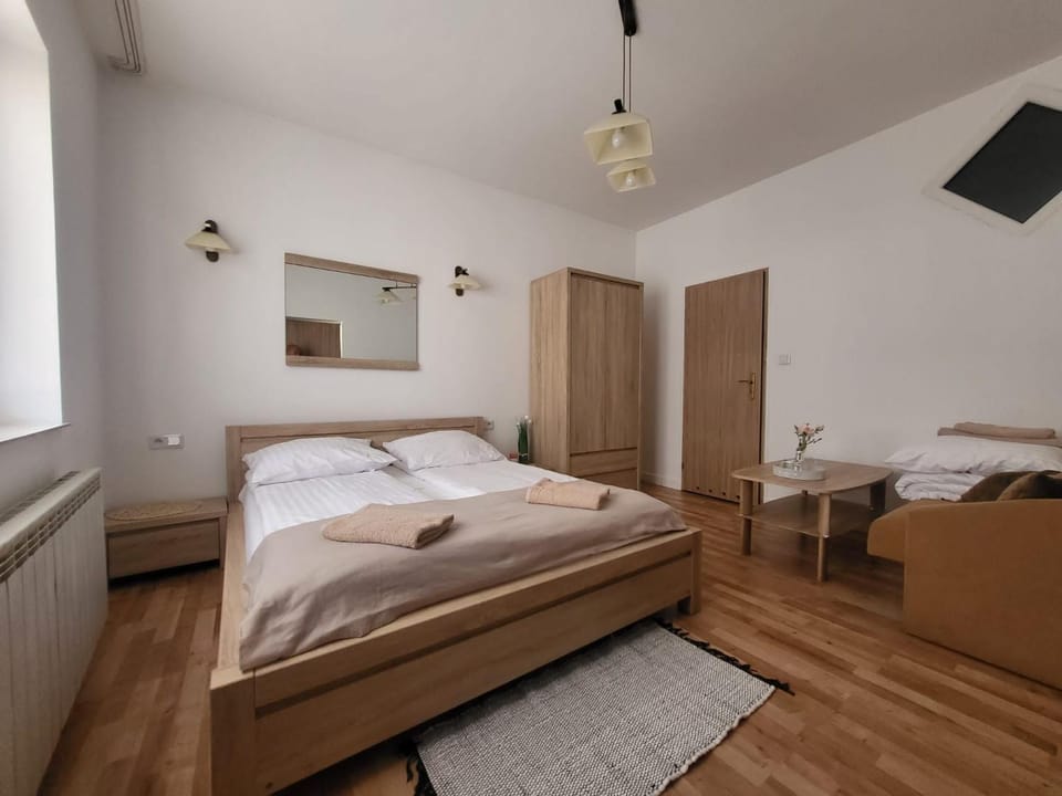 Bed, Bedroom, wardrobe