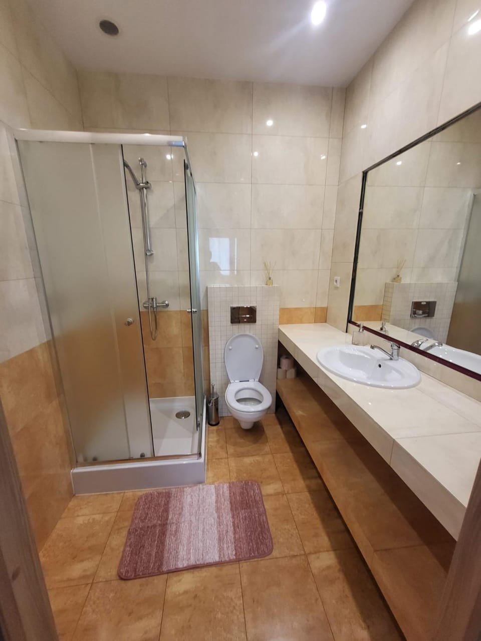 Shower, Toilet, Bathroom