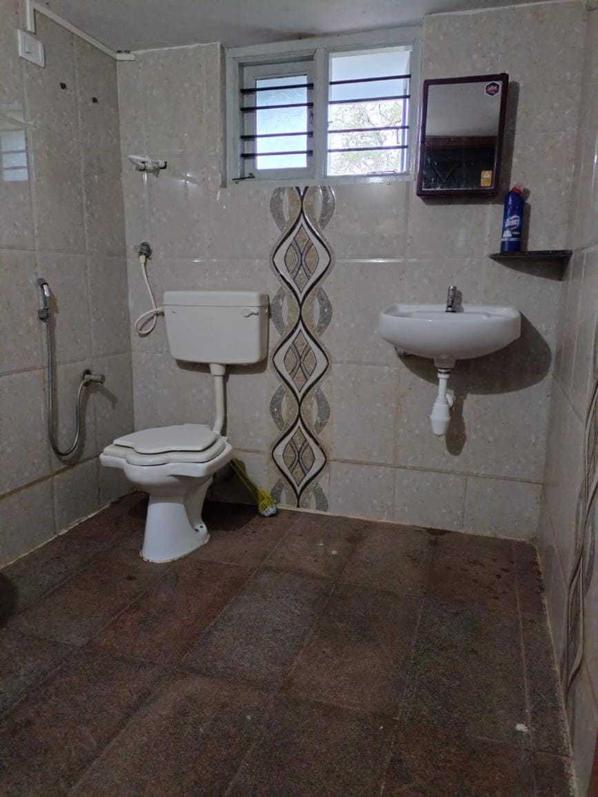 Toilet, Bathroom