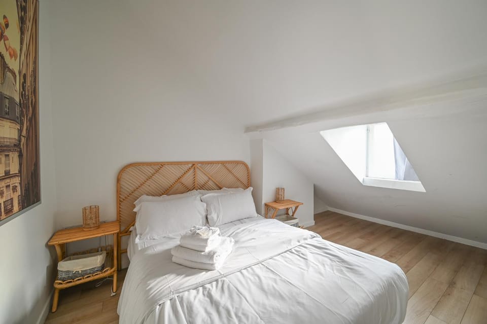 Cléry 57 Apartment in Paris