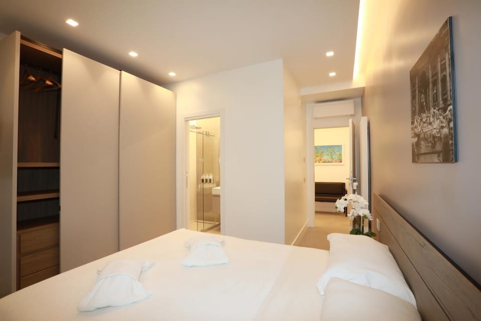 Bathroom, Bedroom