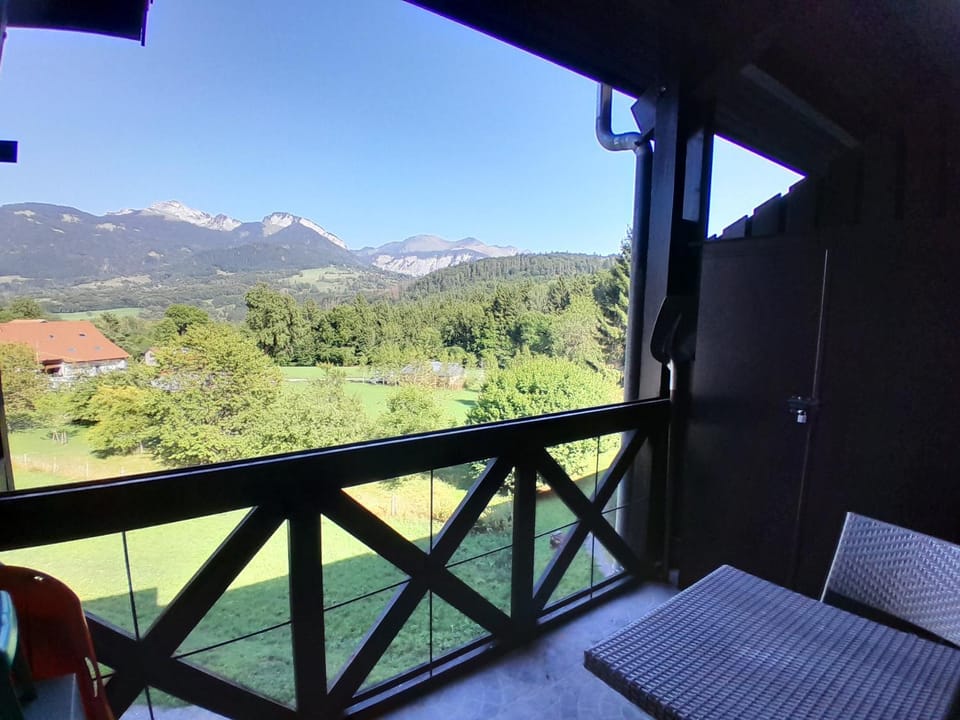 Natural landscape, View (from property/room), Balcony/Terrace, Mountain view