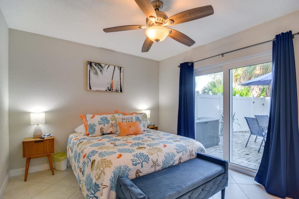 Near Beach! Modern Ground-Floor Condo in St Pete House in Sunset Beach