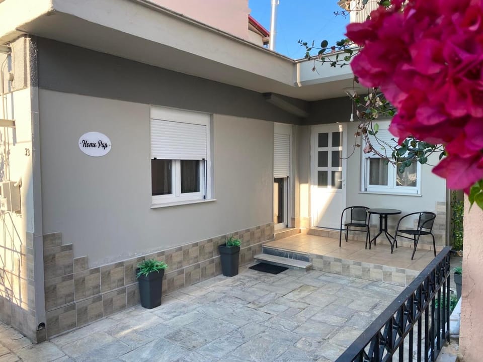 Patio, Balcony/Terrace