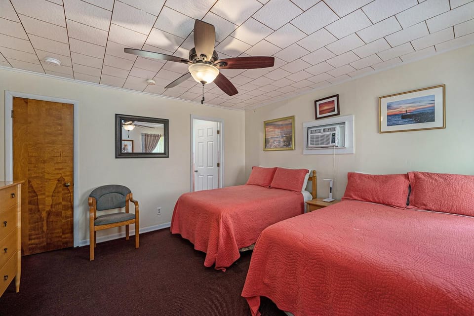 Bed, Bedroom, air conditioner