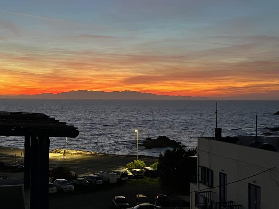 Natural landscape, Balcony/Terrace, Beach, Sea view, Sunset