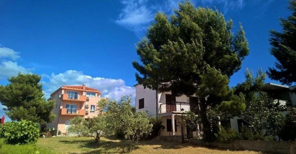Villa Palas Apartments Apartment in Šibenik-Knin County, Croatia