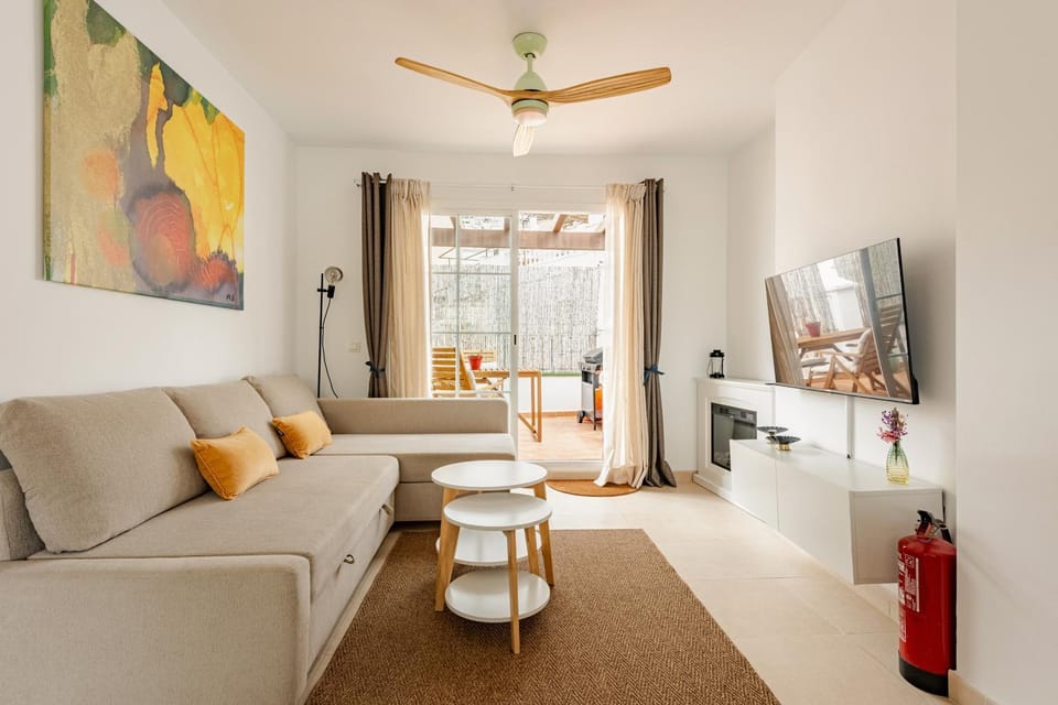 TV and multimedia, Living room, Seating area