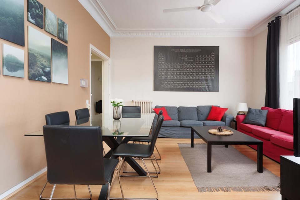 Living room, Dining area