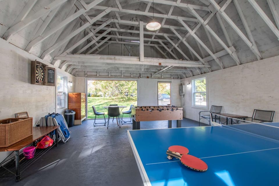 Pristine Multi-Family Home w Barn Game Room House in Chatham