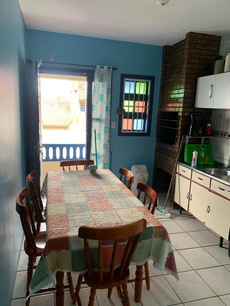 Apto de 6a8 Pessoas a 50m Praia aceita Pets Apartment in State of Rio Grande do Sul