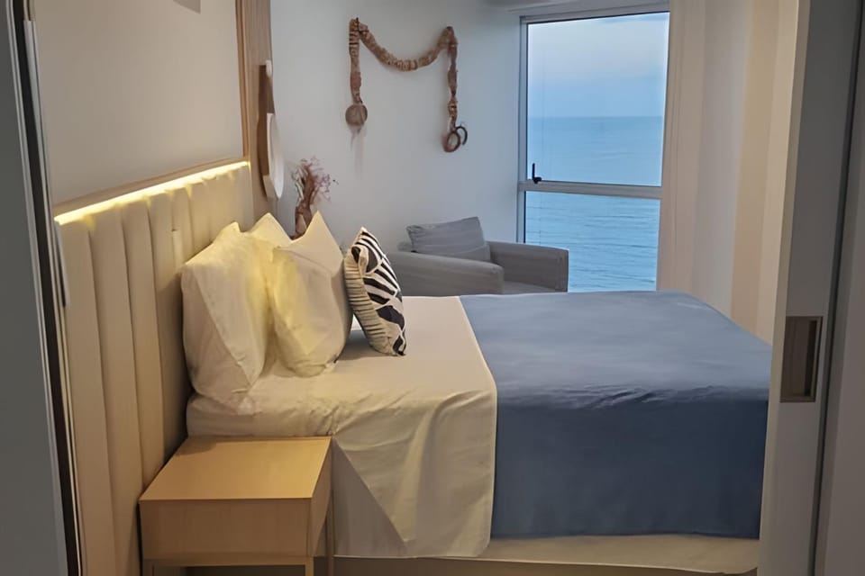Bedroom, Sea view
