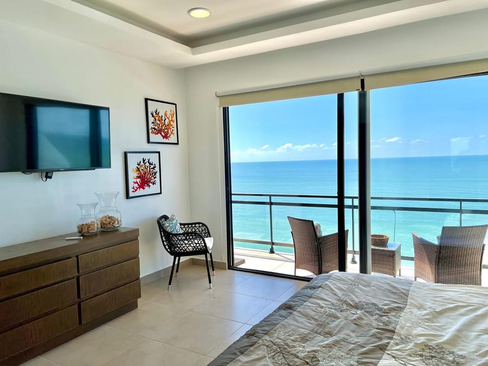 Pearl Tower 1102 Departamentos a pie de playa Apartment in Mazatlan