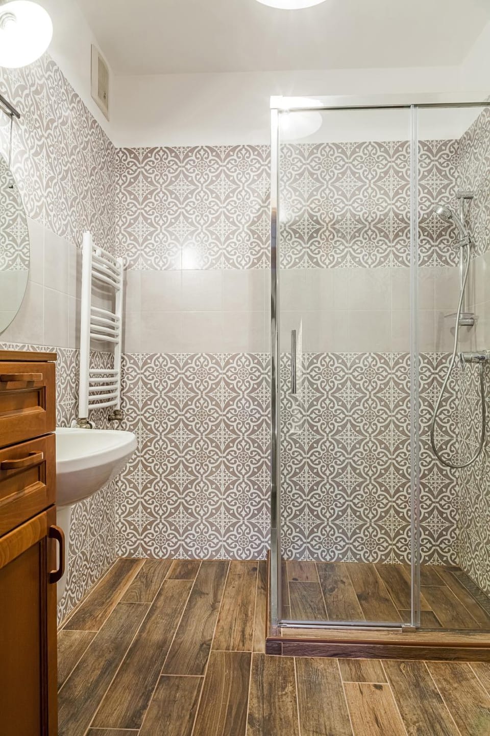 Almere with FREE Parking Apartment in Budapest