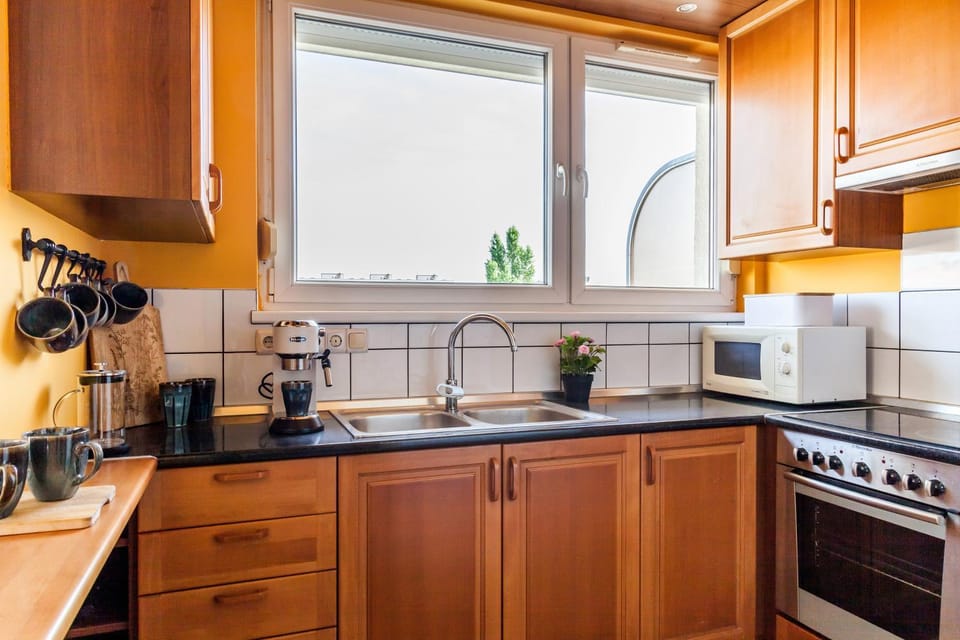 Almere with FREE Parking Apartment in Budapest