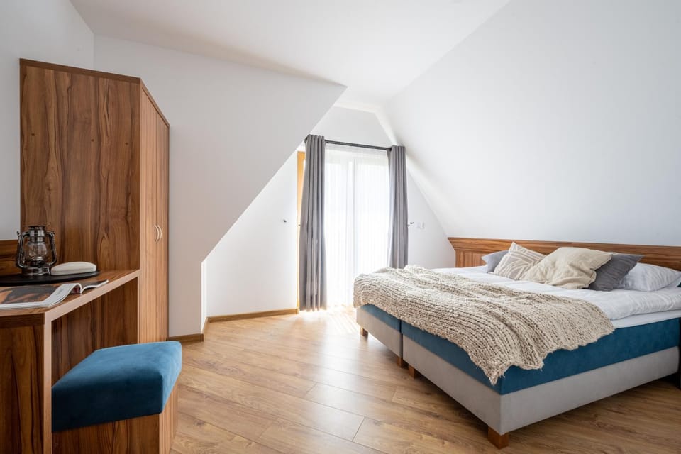 Bed, Photo of the whole room, Bedroom, towels, wardrobe