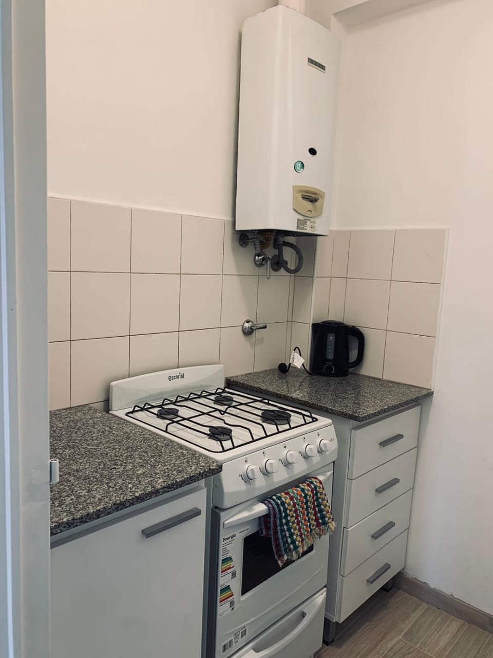 Kitchen or kitchenette, minibar, pet friendly, stove