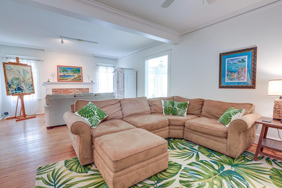 Palm City Home with Pool and Florida Room - Near Golf House in Stuart