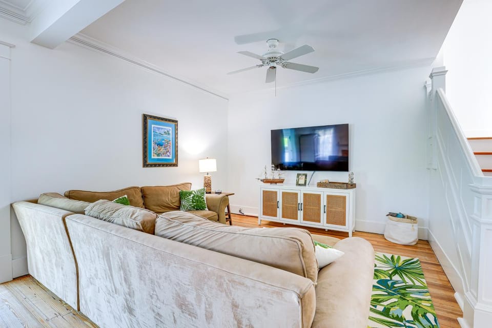 Palm City Home with Pool and Florida Room - Near Golf House in Stuart