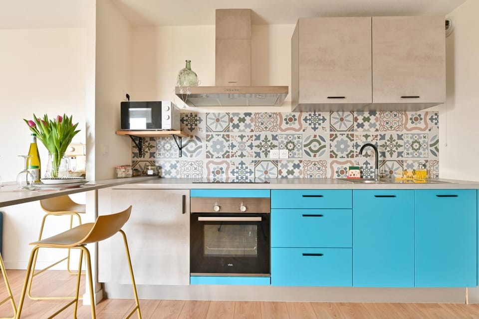 Kitchen or kitchenette, stove, kitchen