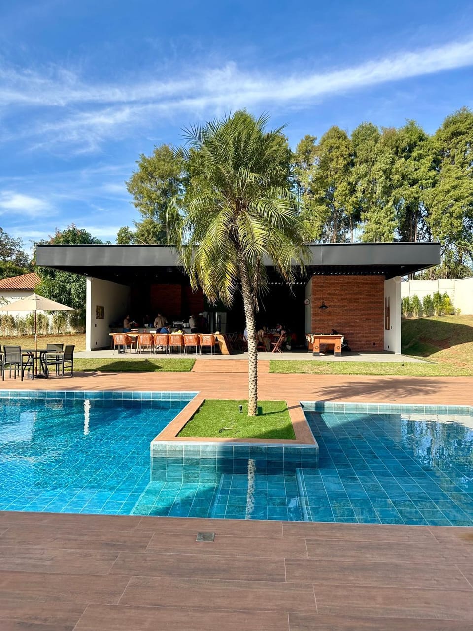 IPÊ GARDEN 10 Suites Piscina Churrasqueira House in Boituva