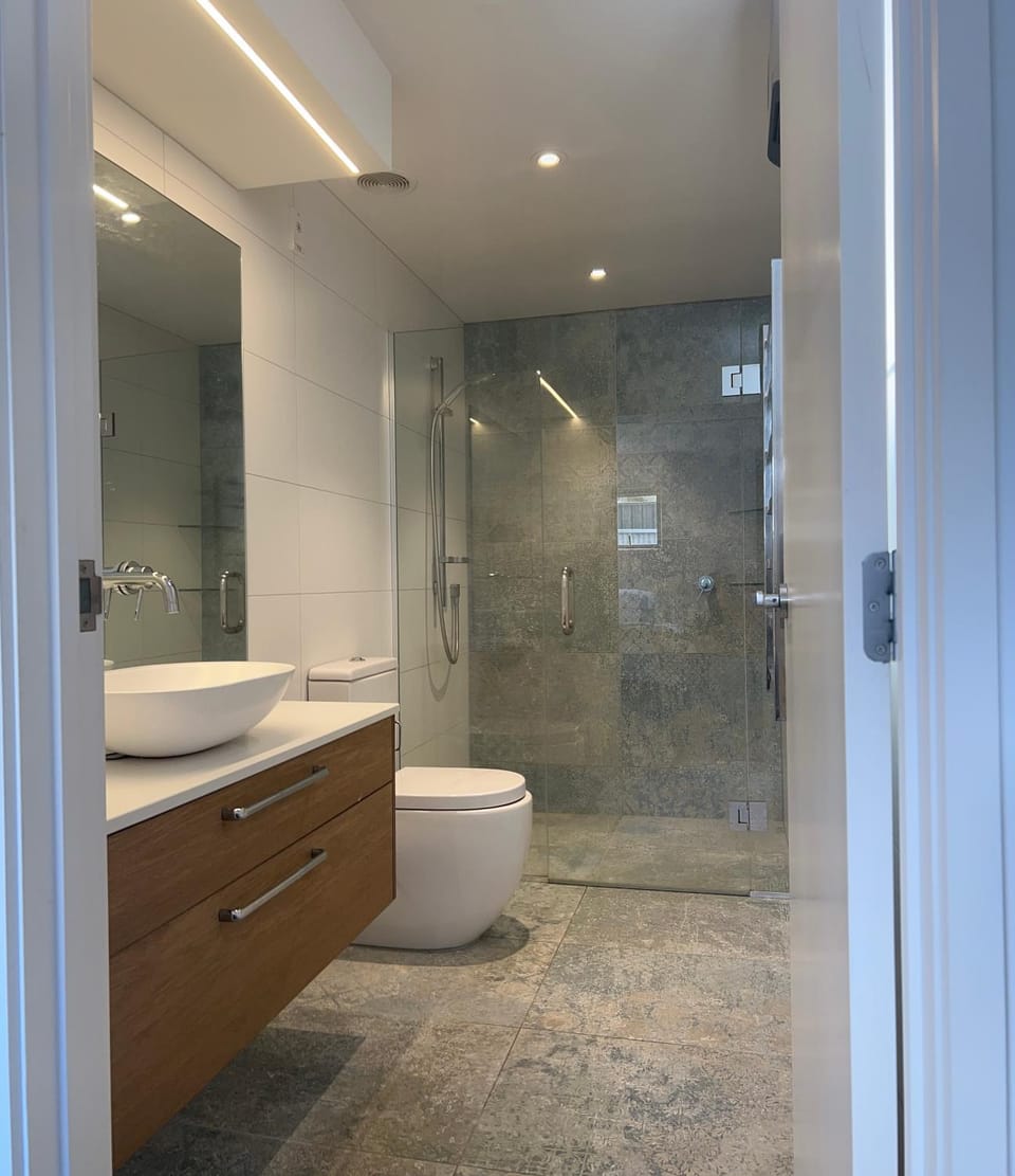 Shower, Toilet, Bathroom