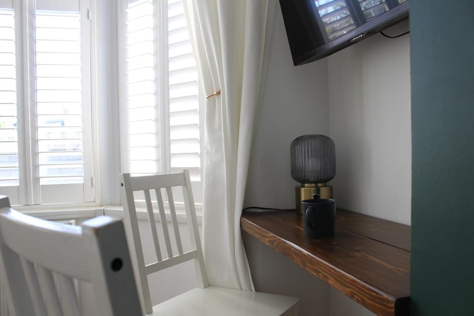 TV and multimedia, Dining area