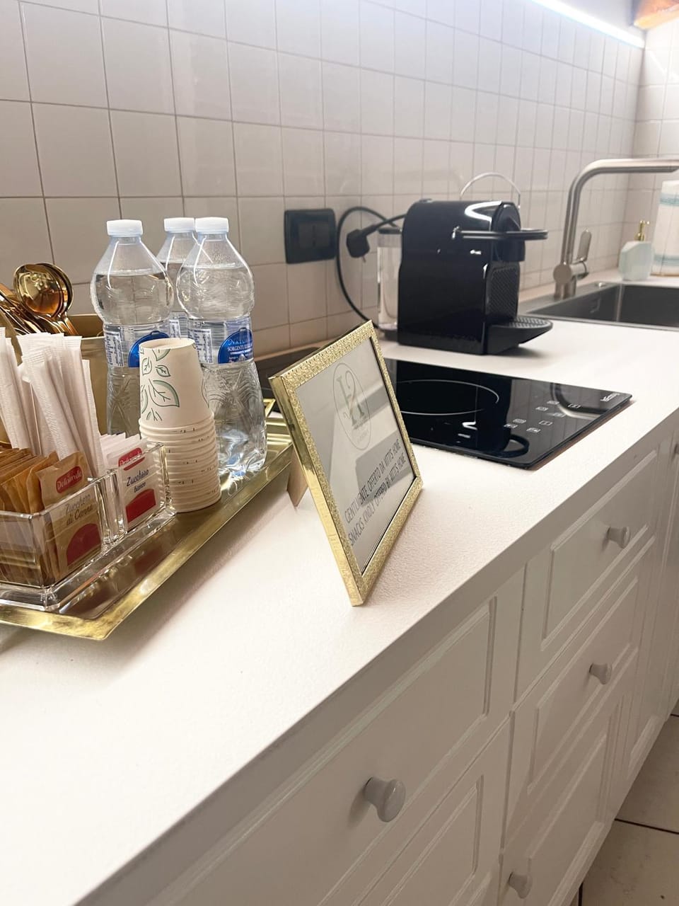 Coffee/tea facilities, Kitchen or kitchenette