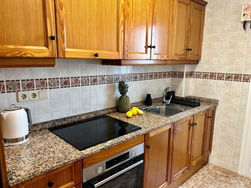 Kitchen or kitchenette, dishwasher, minibar, pet friendly, stove