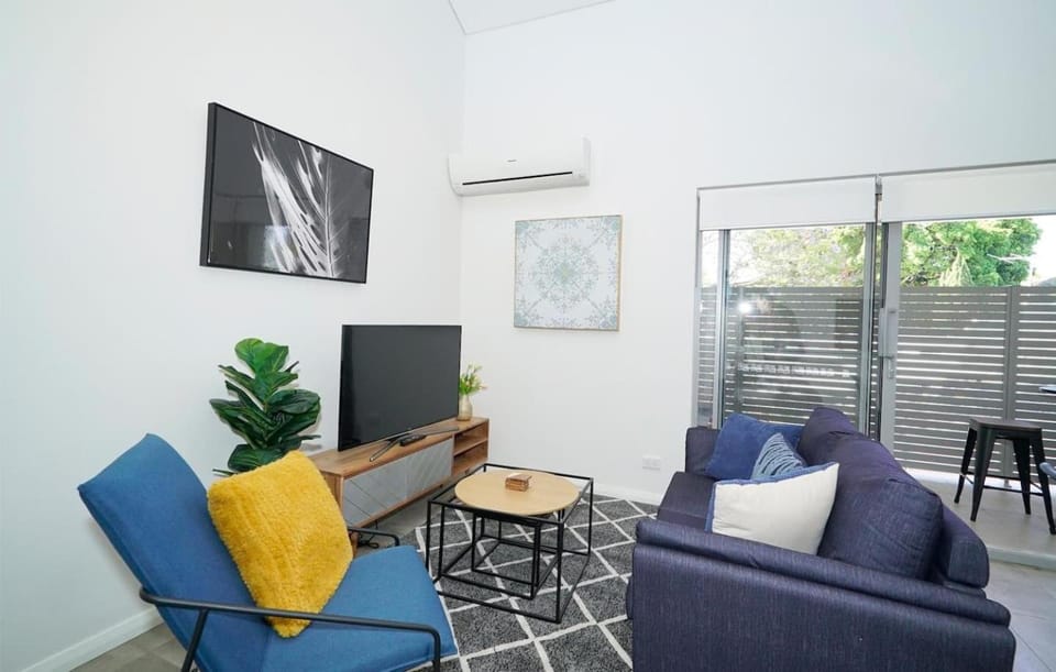 3 Eco Home Parking & Wifi Apartment in Perth