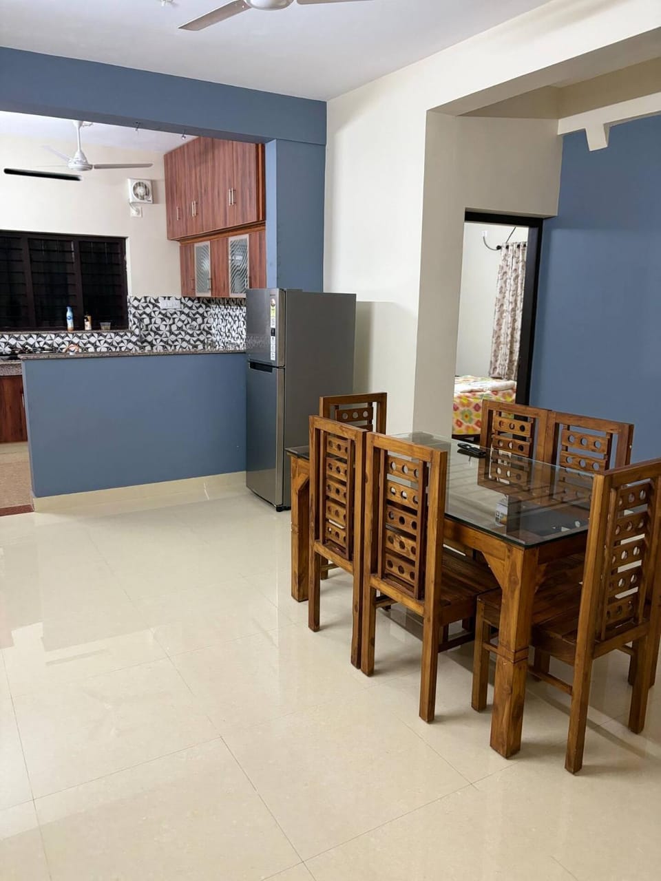TV and multimedia, Dining area