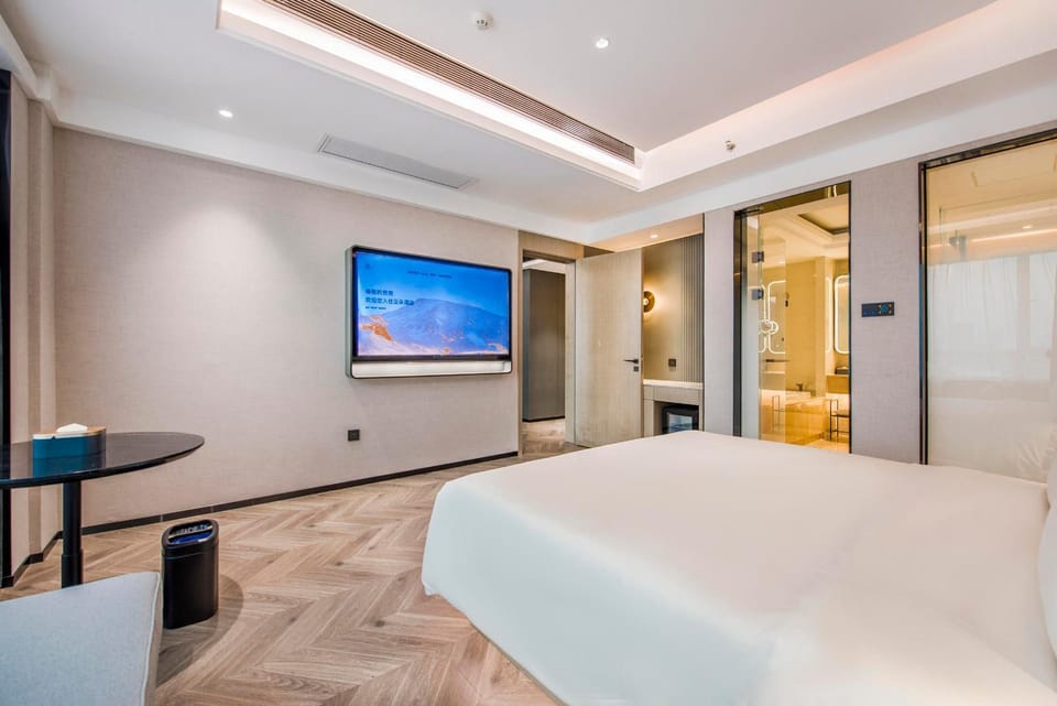Atour S Hotel Taikoo Warehouse Pearl River Guangzhou Hotel in Guangzhou