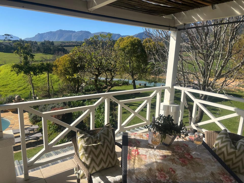Patio, View (from property/room), Garden view, Mountain view