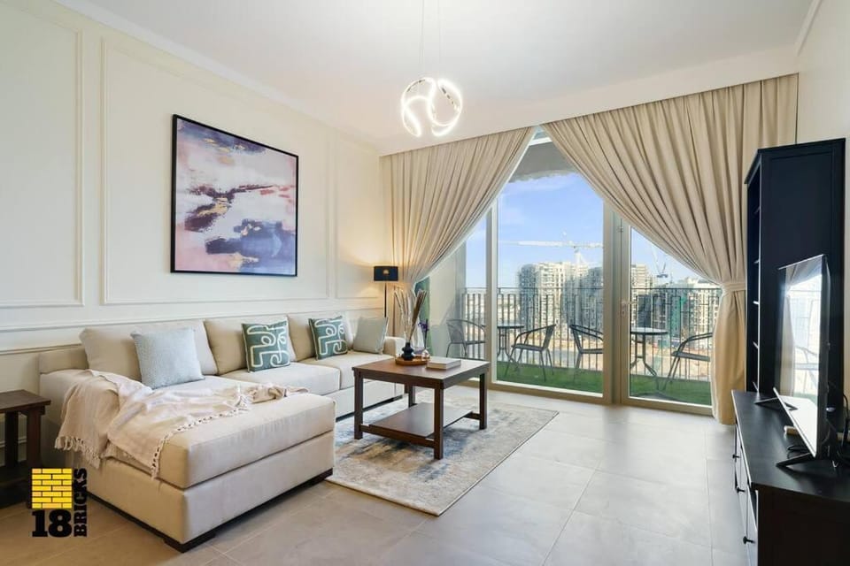 TV and multimedia, View (from property/room), Balcony/Terrace, Living room, Seating area