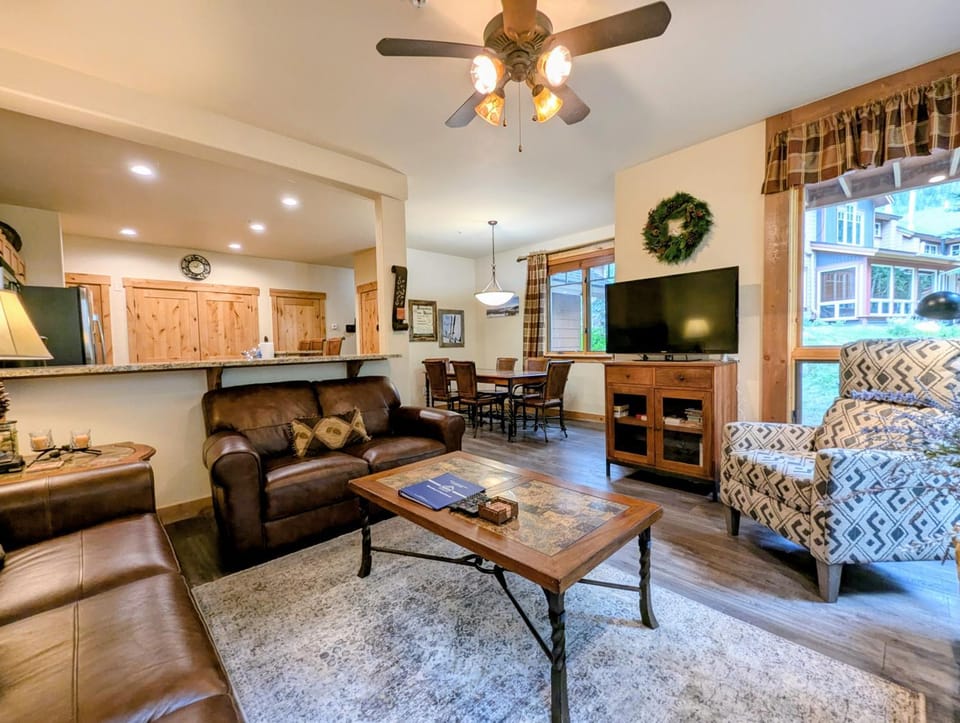 Settlers Creek 6528 by SummitCove Lodging in Colorado House in Keystone