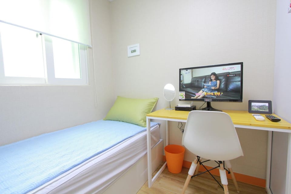 Hongdae guesthouse Coconstay - Women only 女性專用 Vacation rental in Seoul