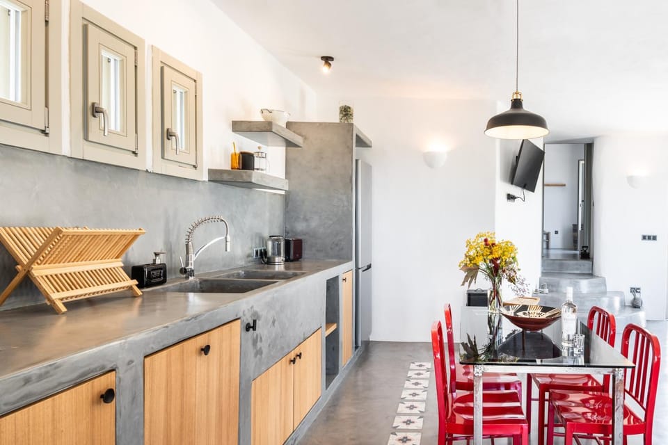 Property building, Kitchen or kitchenette, Living room